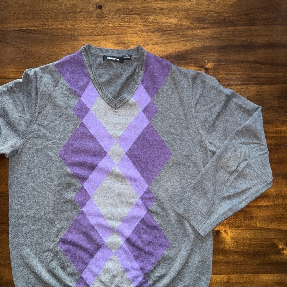 CLAIBORNE Men's Size Medium Gray & Purple Argyle Long Sleeve Pullover Sweater - Picture 3 of 10